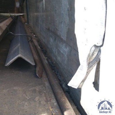 Уголок стальной неравнополочный 200х100х6 мм 09Г2С ГОСТ 8510-93 купить в Нижнекамске